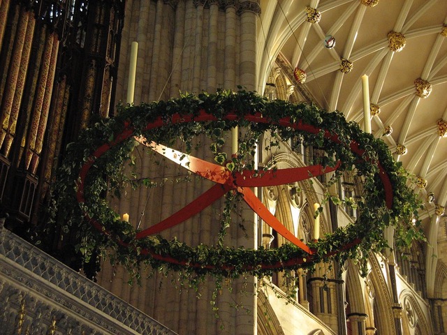 IMG_4421-Advent Wreath by otzberg (CC)