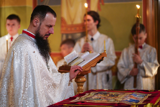 Orthodoxe kerk - Pasen in Zwierki